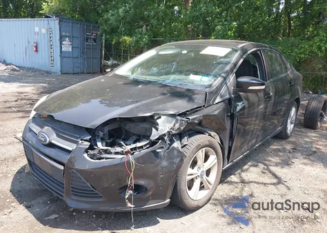 2013 Ford Focus Se z USA, uszkodzony, nr VIN 1FADP3F26DL215917